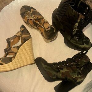Steve Madden Green and Brown Wedges Stylish Footwear